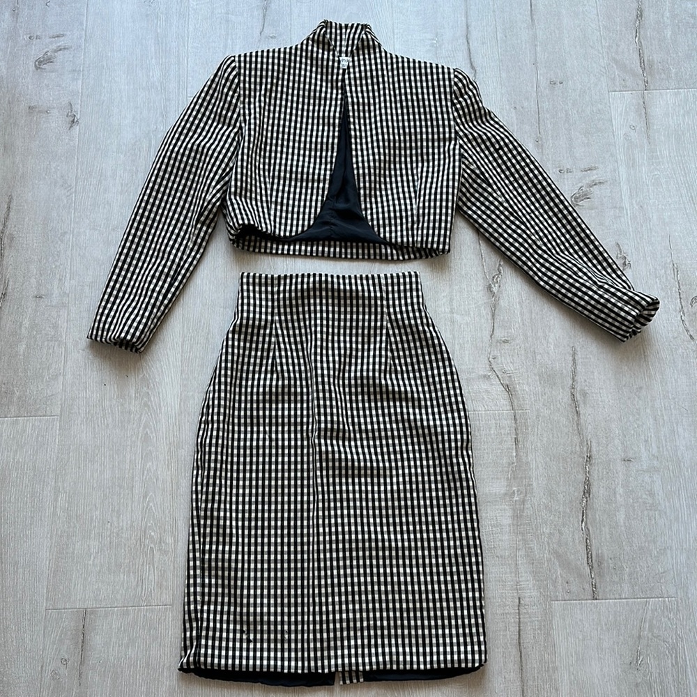Vintage Calvin Klein Set |Blazer with Pencil Skirt |Size 4 Skirt, Size 6 Blazer